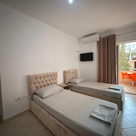 Plazhi Bf Apartment