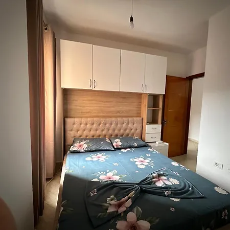 Plazhi Bf Apartment